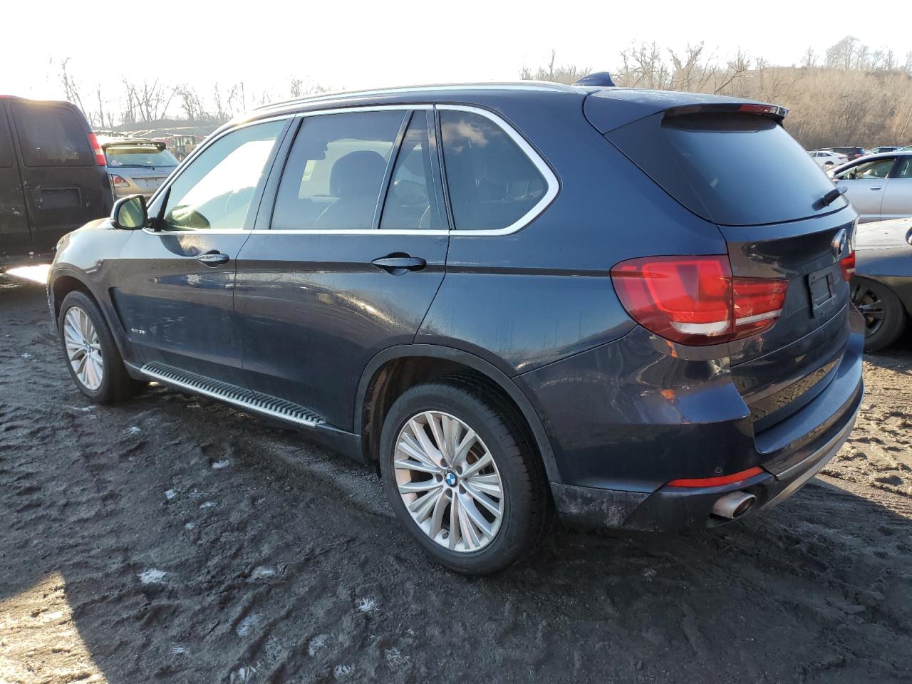 2017 BMW X5 VIN 5UXKR0C33H0V79287 Copart auction photo, front end / minor dent/scratches damage thumbnail 2