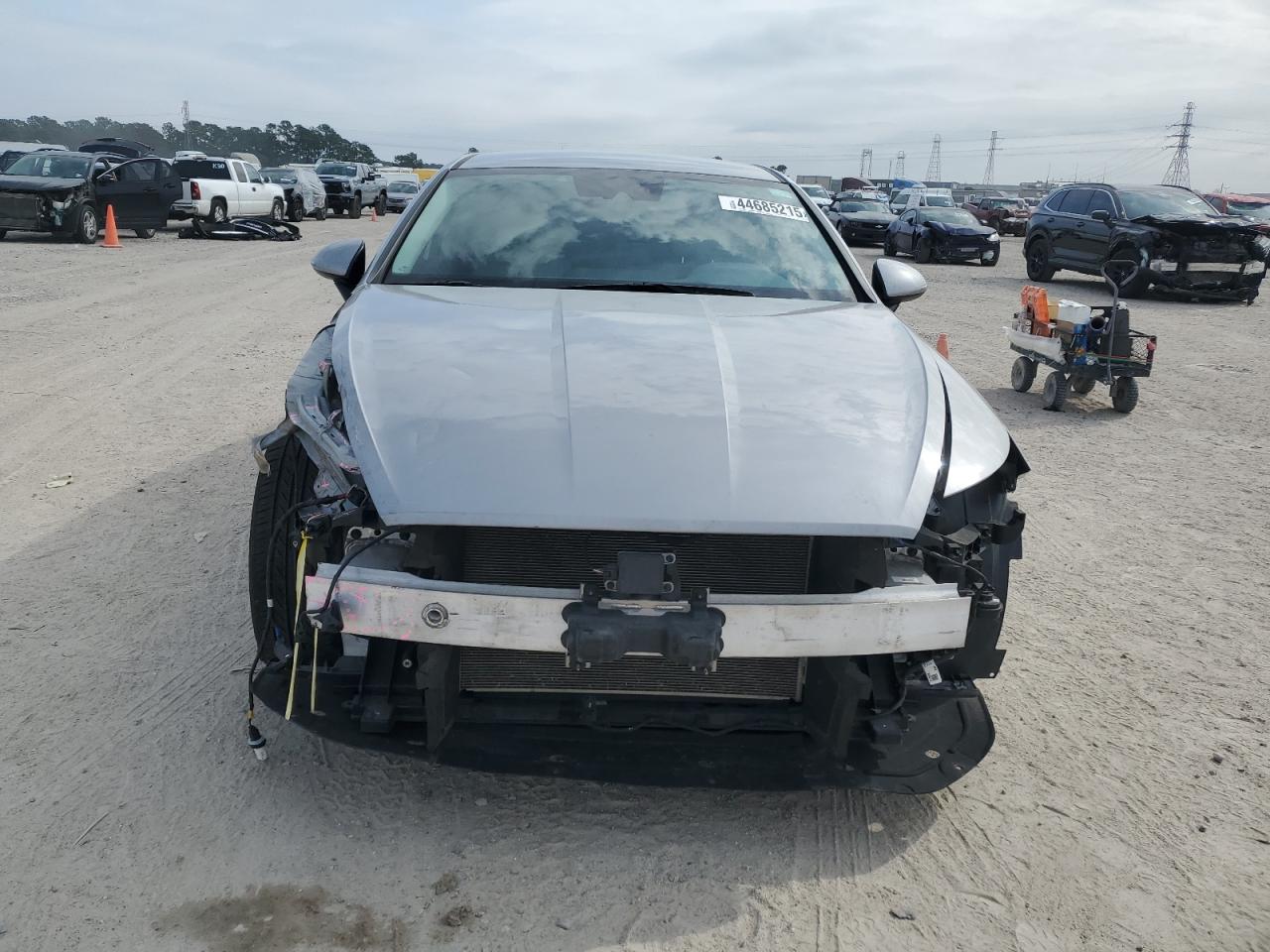 2023 Hyundai Sonata VIN KMHL64JA3PA278188 Copart auction photo, front end / minor dent/scratches damage thumbnail 5