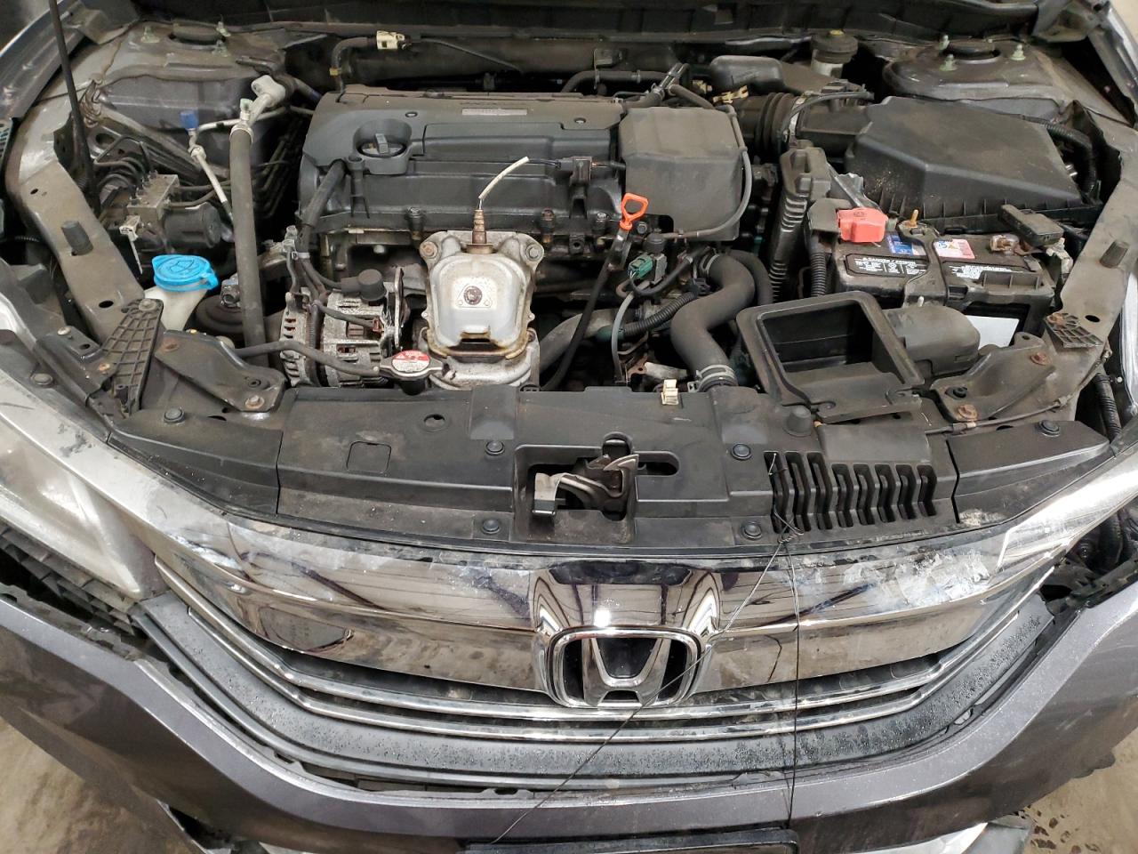 2017 Honda Accord VIN 1HGCR2F3XHA307991 Copart auction photo, side / front end damage thumbnail 11