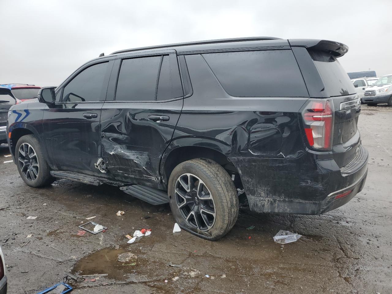 2022 Chevrolet Tahoe VIN 1GNSKRKD2NR243925 Copart auction photo, side / rear end damage thumbnail 2