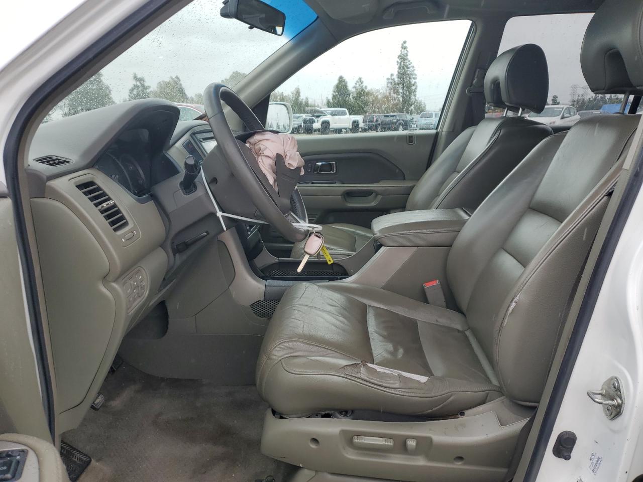 2006 Honda Pilot VIN 5FNYF28556B026374 Copart auction photo, front end / minor dent/scratches damage thumbnail 7