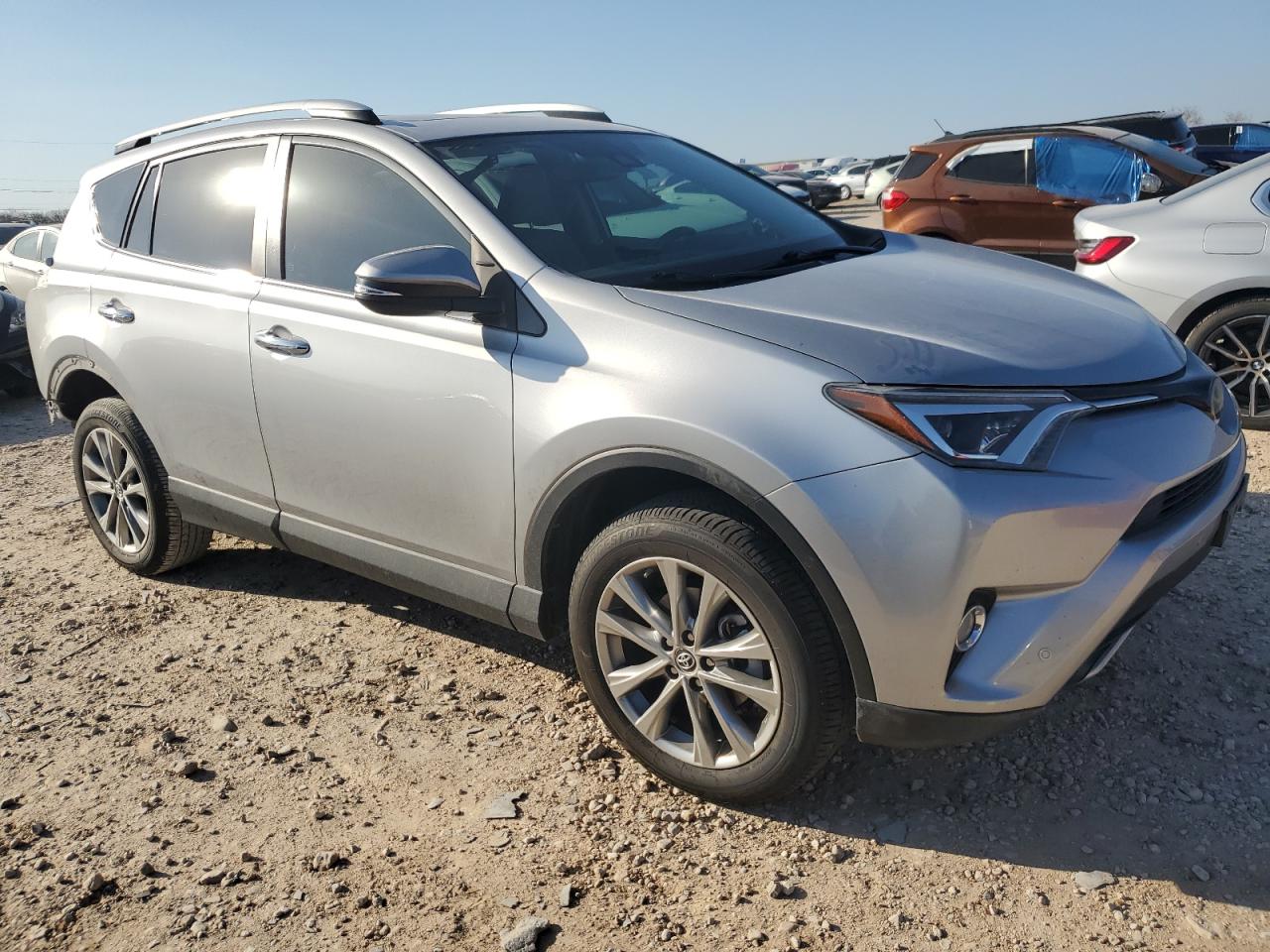 2016 Toyota RAV 4 VIN 2T3YFREV1GW269611 Copart auction photo, rear end / minor dent/scratches damage thumbnail 4