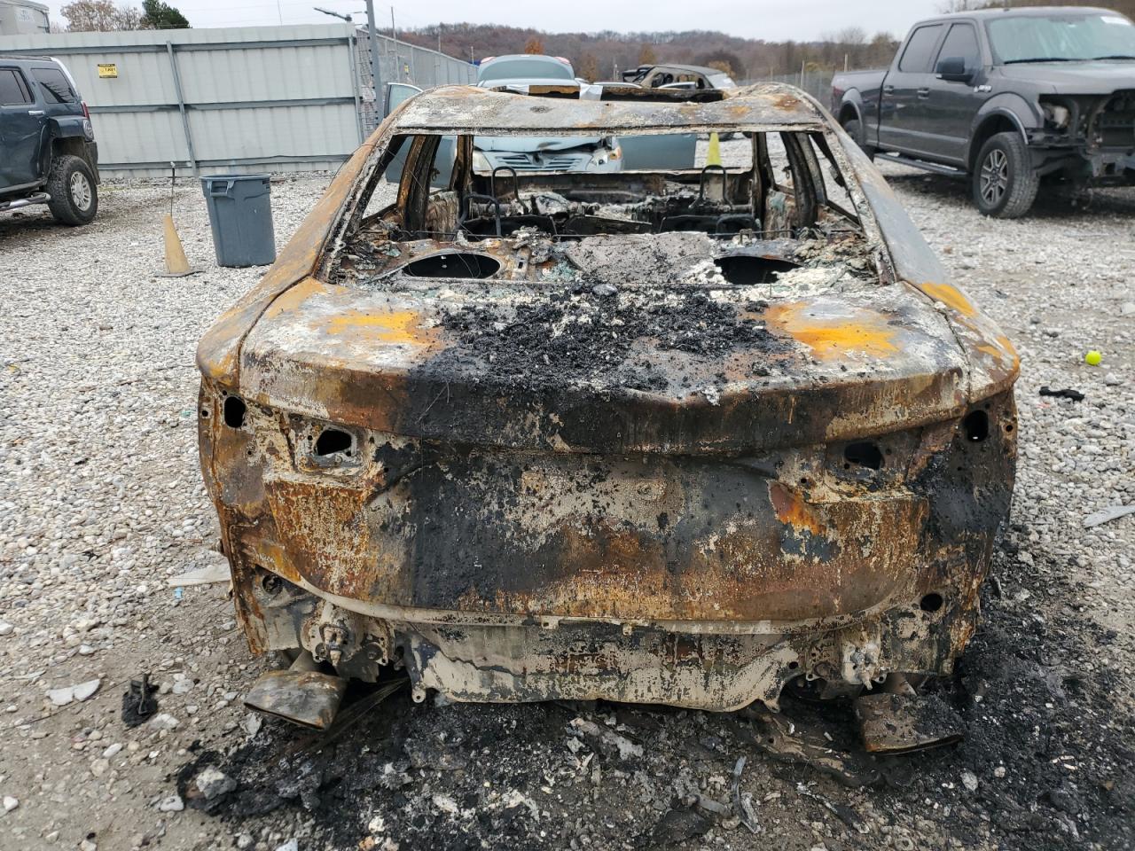 2015 Toyota Avalon VIN 4T1BK1EB3FU161300 Copart auction photo, burn damage thumbnail 6