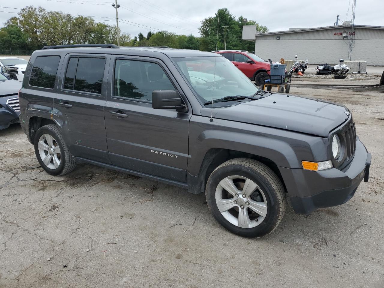 2015 Jeep Liberty (Patriot) VIN 1C4NJPFB4FD349927 Copart auction photo, side damage thumbnail 4