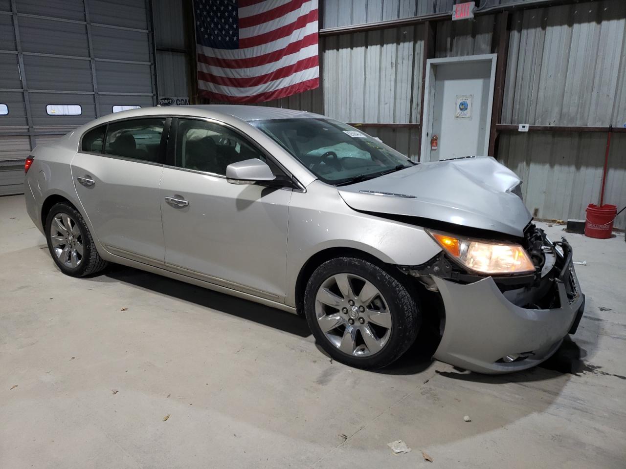 2011 Buick LaCrosse VIN 1G4GE5ED2BF339380 Copart auction photo, front end / minor dent/scratches damage thumbnail 4