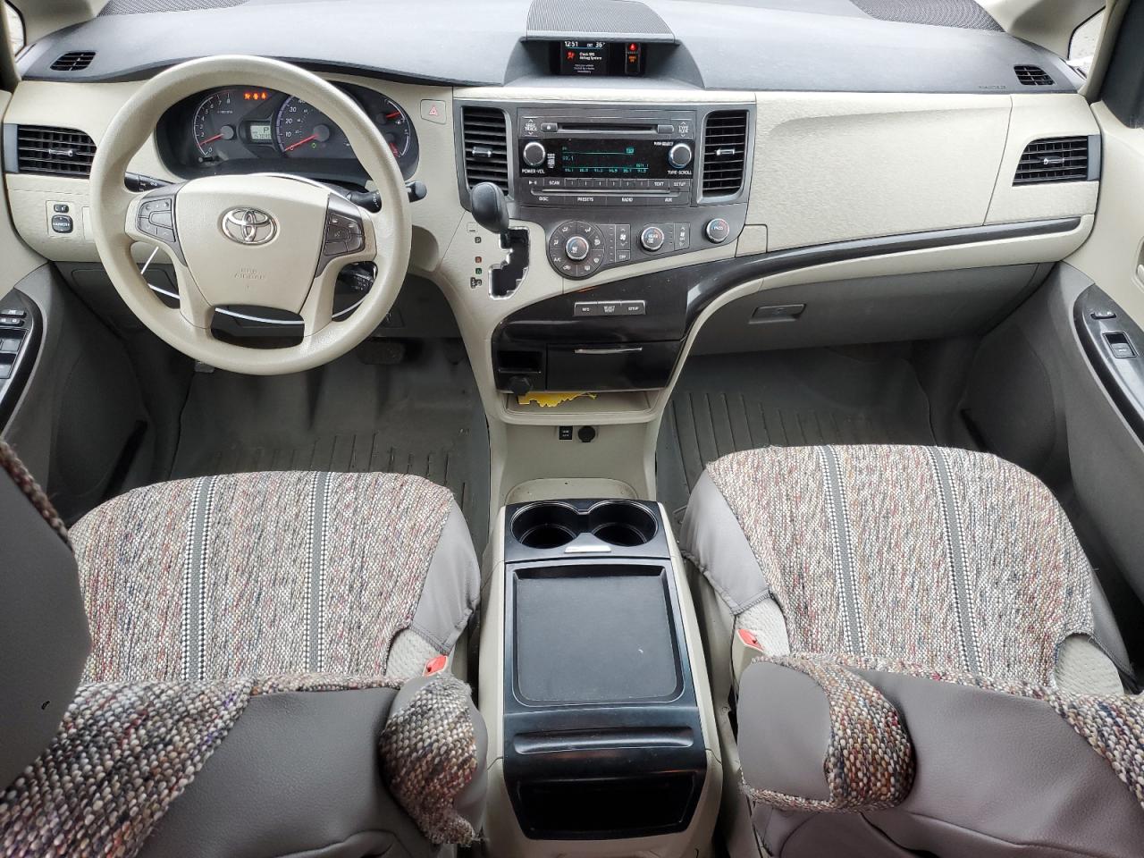 2011 Toyota Sienna VIN 5TDKK3DC3BS128693 Copart auction photo, rear end damage thumbnail 8