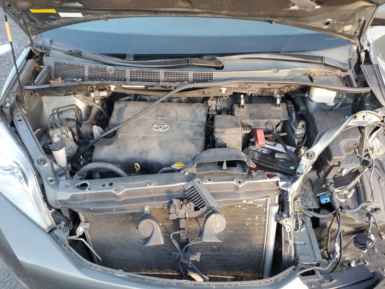 2014 Toyota Sienna VIN 5TDDK3DC9ES092246 Copart auction photo, front end damage thumbnail 13