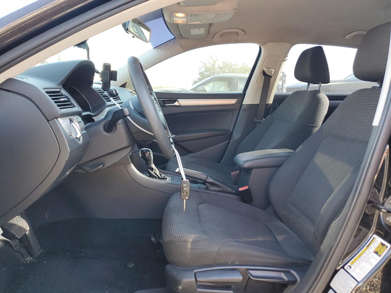 2017 Volkswagen Passat VIN 1VWAT7A32HC064903 Copart auction photo, front end damage thumbnail 7