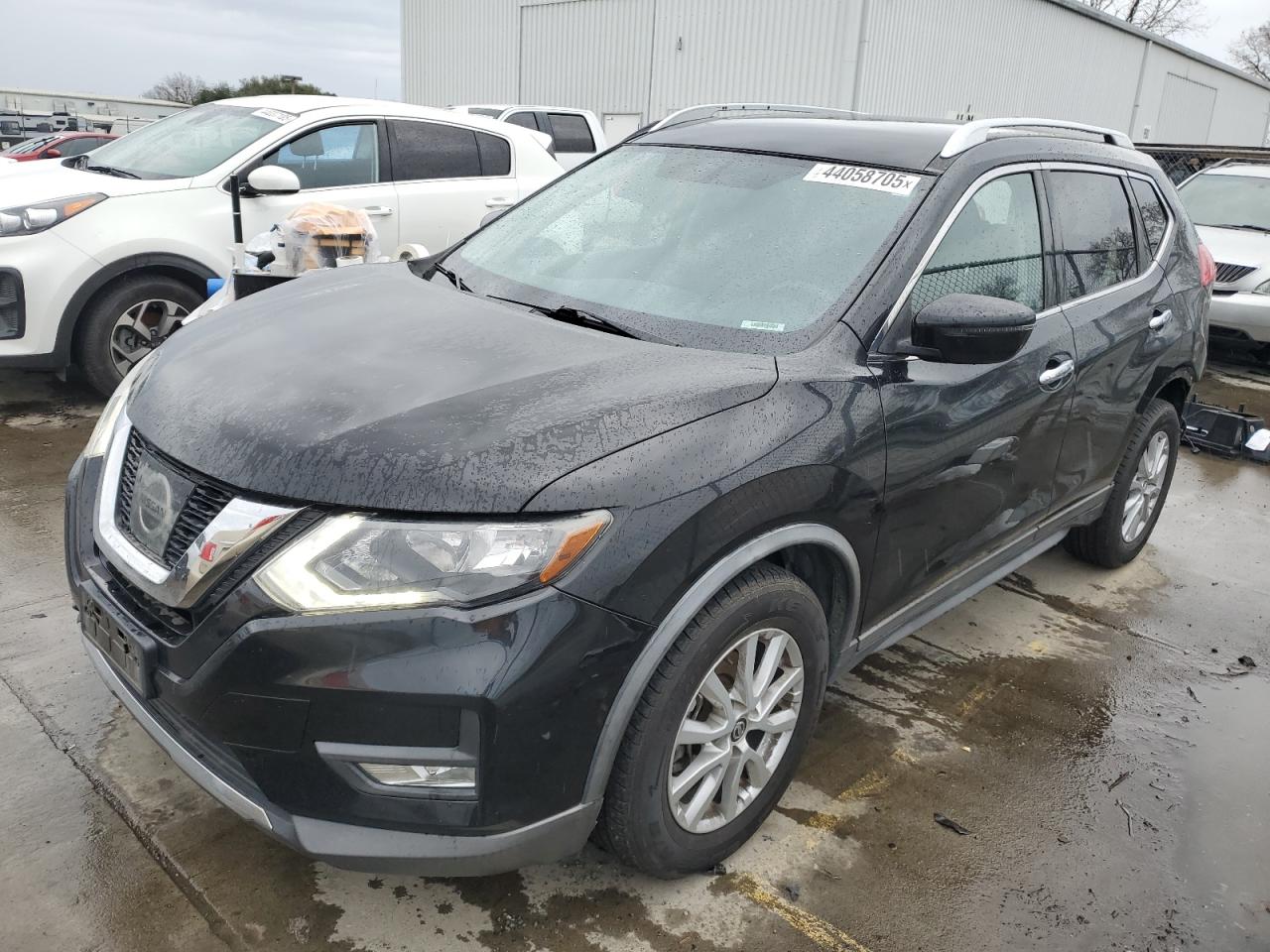 2017 Nissan Rogue VIN KNMAT2MT0HP614268