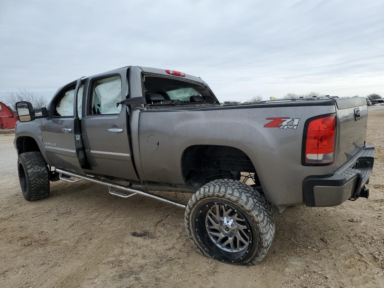2013 GMC Sierra VIN 1GT125E82DF169949 Copart auction photo, rollover damage thumbnail 2