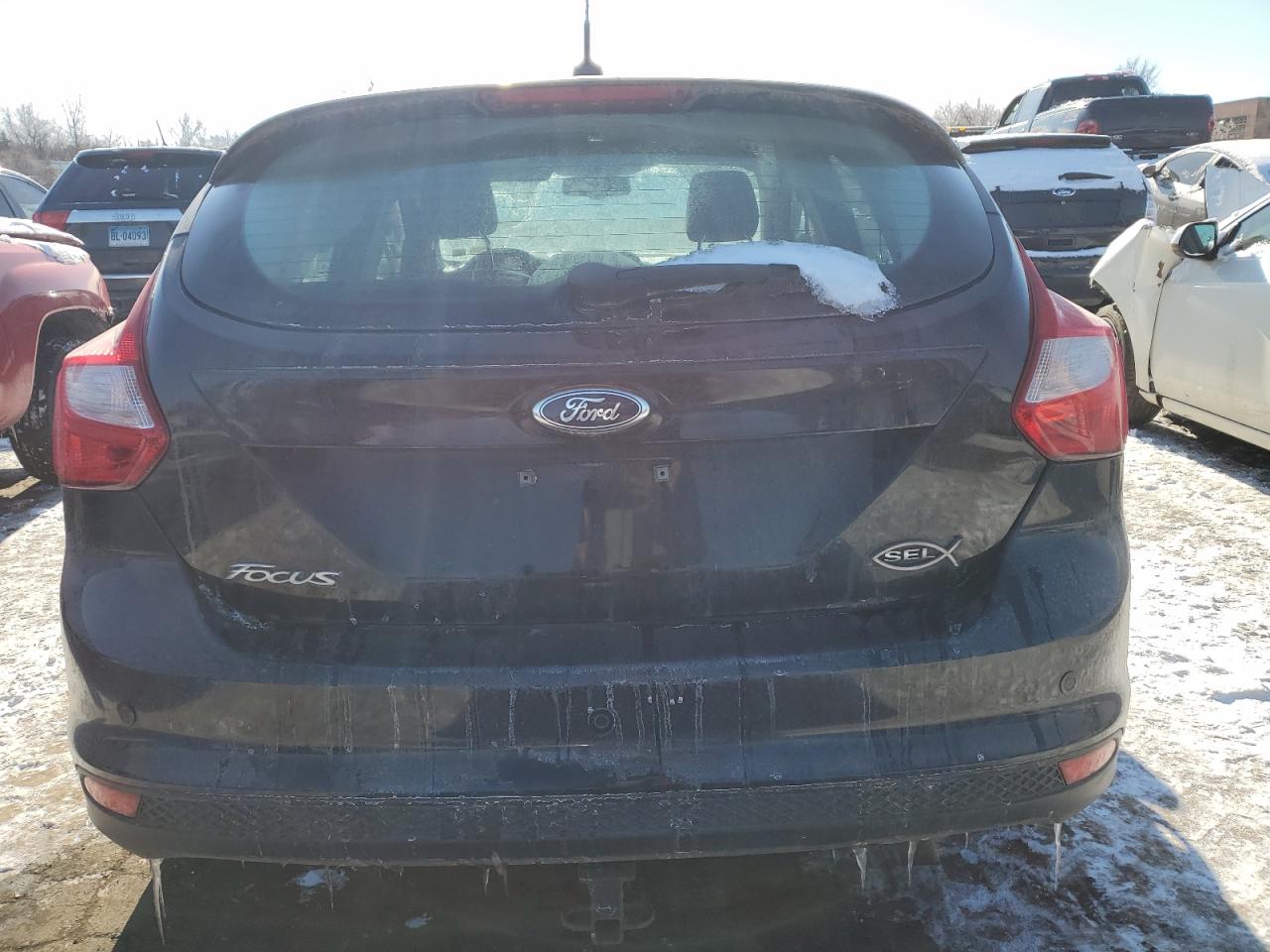 2012 Ford Focus VIN 1FAHP3M20CL276120 Copart auction photo, front end / undercarriage damage thumbnail 6