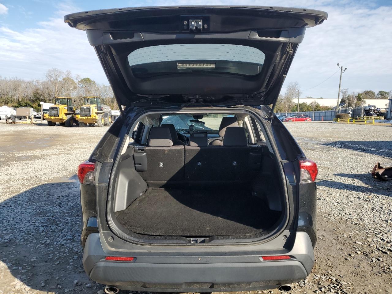 2019 Toyota RAV 4 VIN 2T3W1RFV4KW048050 Copart auction photo, rollover damage thumbnail 6