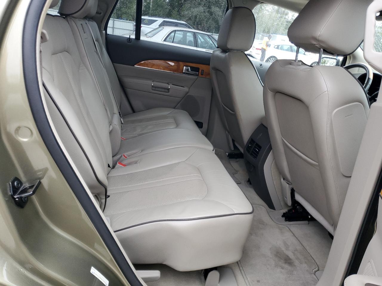 2013 Lincoln MKX VIN 2LMDJ6JK1DBL36939 Copart auction photo, rear end damage thumbnail 10