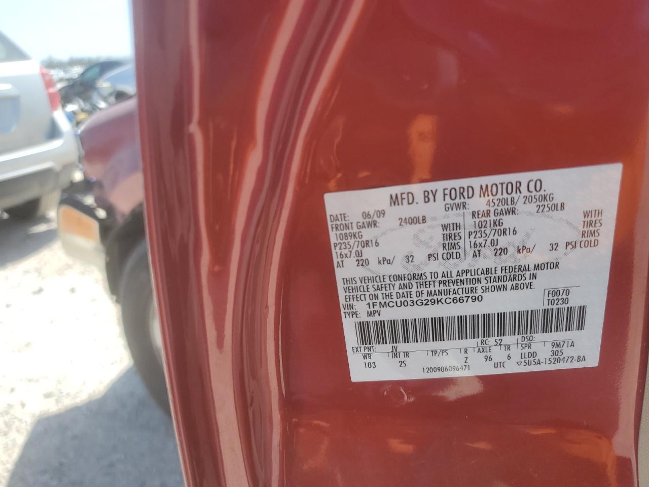 2009 Ford Escape VIN 1FMCU03G29KC66790 Copart auction photo, front end / mechanical damage thumbnail 14
