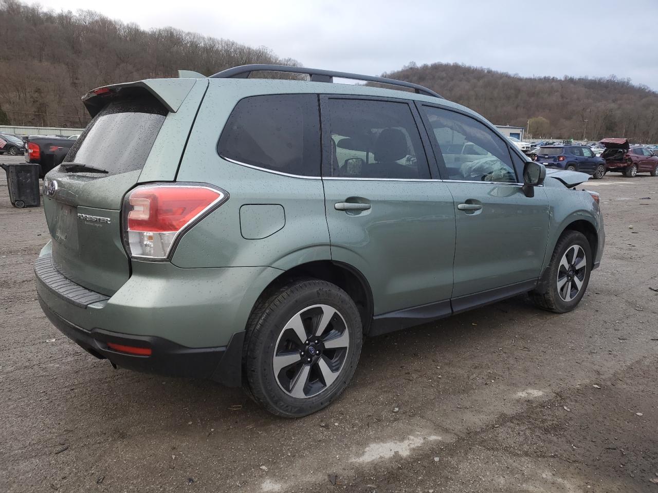 2018 Subaru Forester VIN JF2SJAJCXJH613008 Copart auction photo, front end / undercarriage damage thumbnail 3