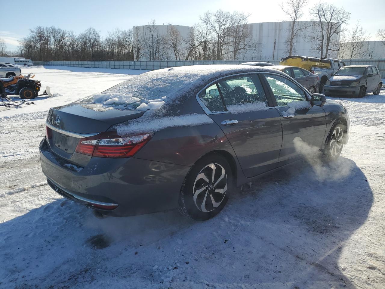 2017 Honda Accord VIN 1HGCR2F77HA030560 Copart auction photo, minor dent/scratches damage thumbnail 3
