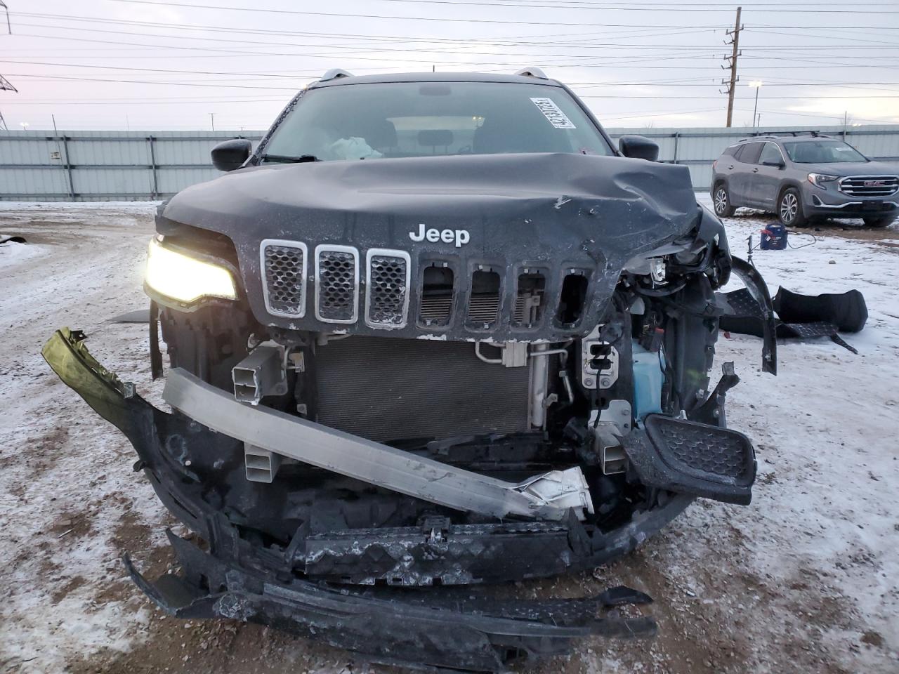 2020 Jeep Grand Cherokee VIN 1C4PJLCB3LD506316 Copart auction photo, front end / minor dent/scratches damage thumbnail 5
