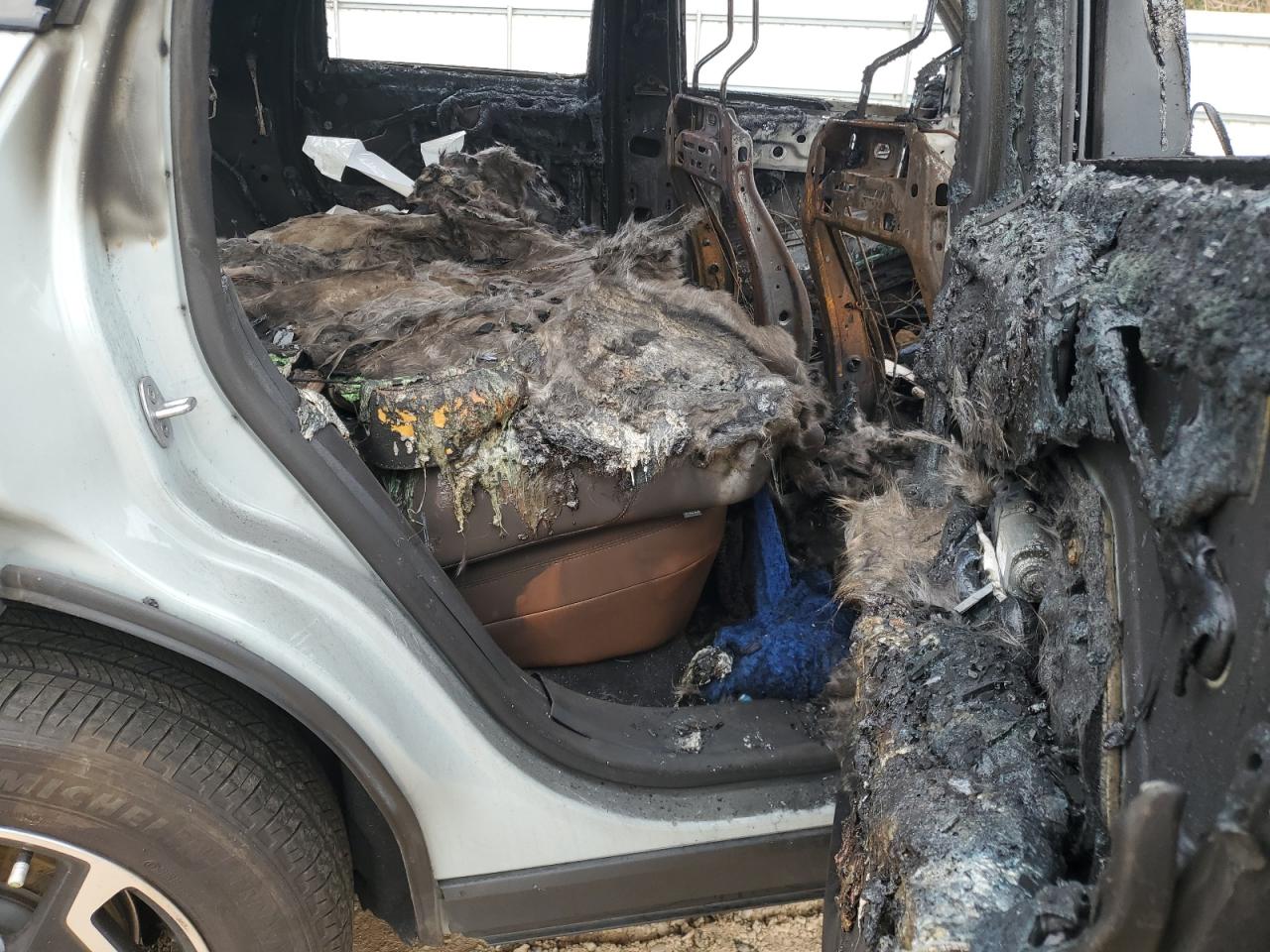 2023 Ford Bronco VIN 3FMCR9C60PRD71480 Copart auction photo, burn damage thumbnail 11