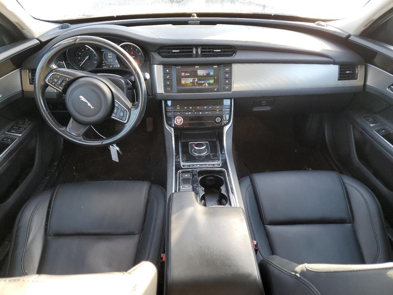 2017 Jaguar XF VIN SAJBS4BV7HCY28562 Copart auction photo, front end damage thumbnail 8
