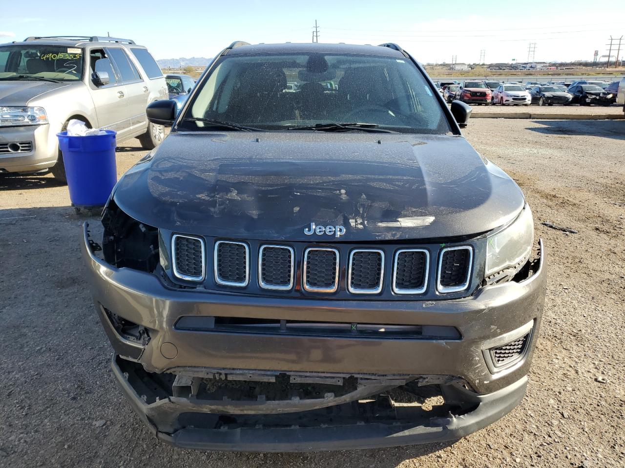 2018 Jeep Compass VIN 3C4NJCAB7JT250795 Copart auction photo, front end / rear end damage thumbnail 5