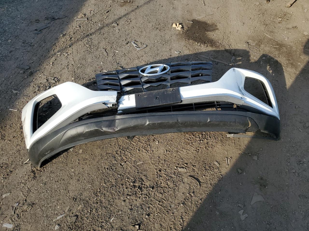 2022 Hyundai Tucson VIN 5NMJBCAE2NH046561 Copart auction photo, front end / side damage thumbnail 13