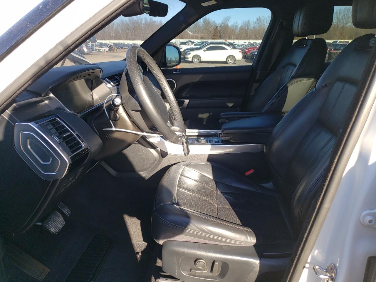 2019 Land Rover Range Rover VIN SALWR2RU0KA866448 Copart auction photo, rear end damage thumbnail 7