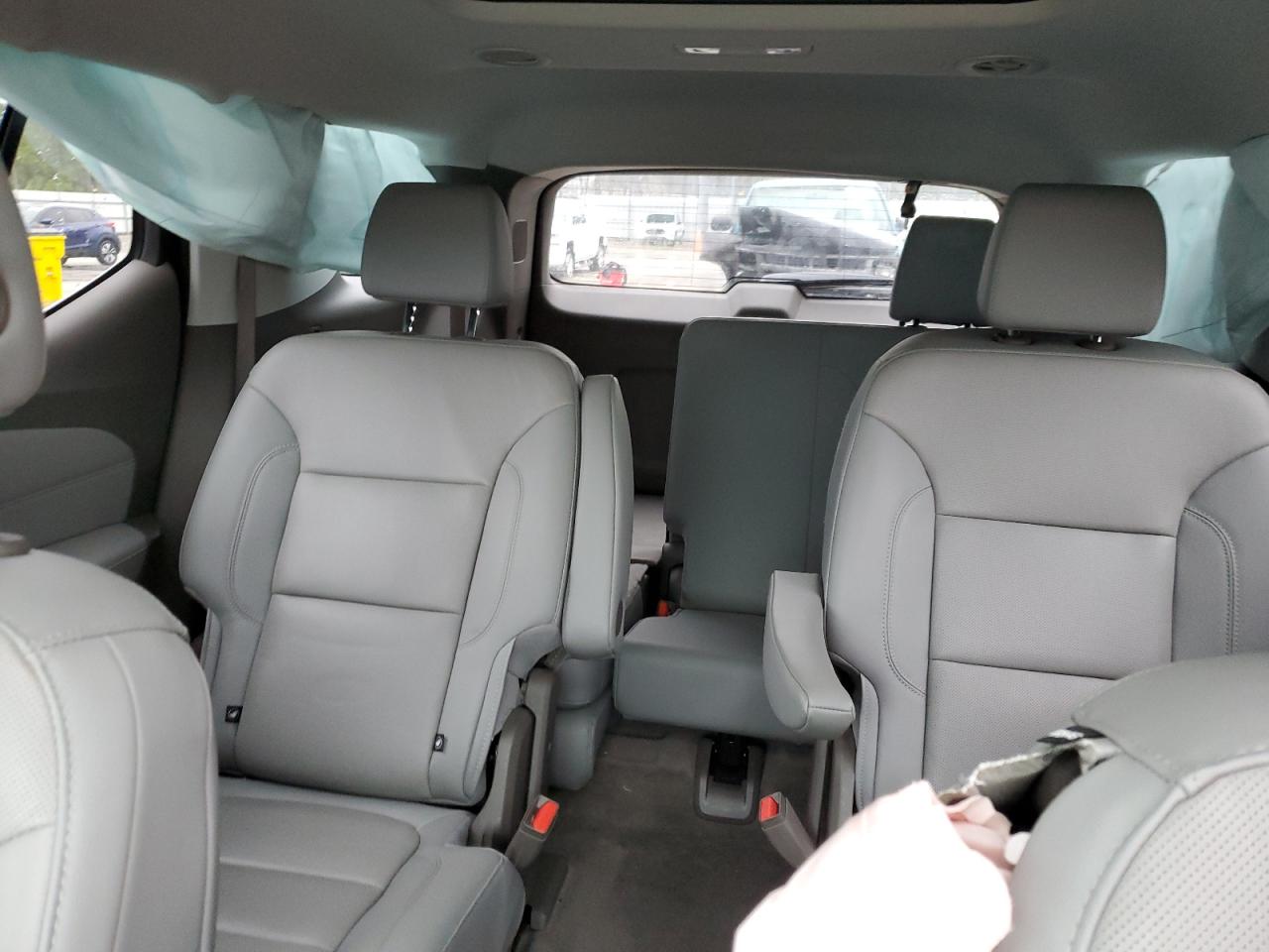 2020 Chevrolet Traverse VIN 1GNERKKWXLJ184992 Copart auction photo, rear end / side damage thumbnail 10