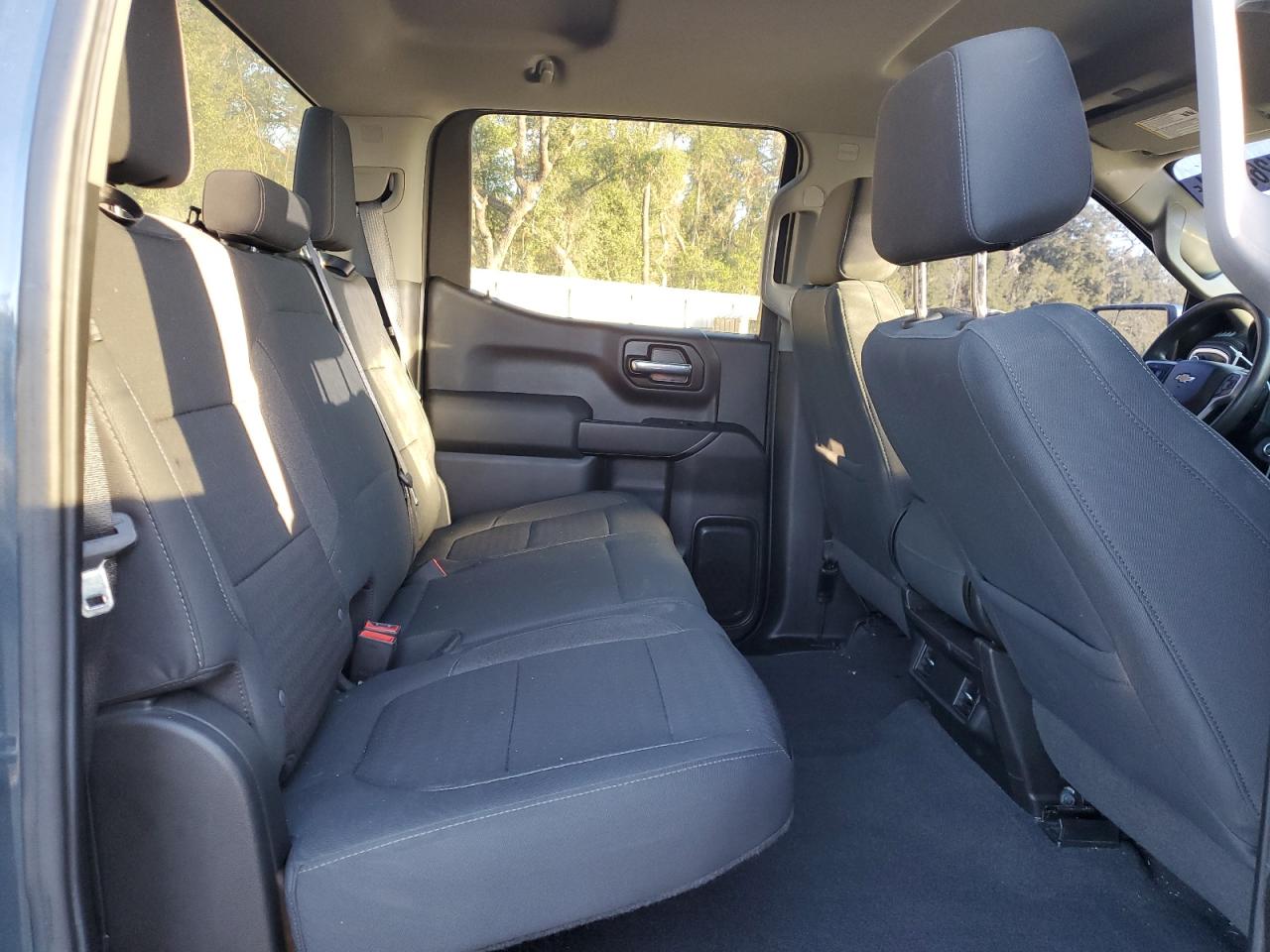 2020 Chevrolet Silverado VIN 1GCUYDED8LZ133957 Copart auction photo, water/flood damage thumbnail 11