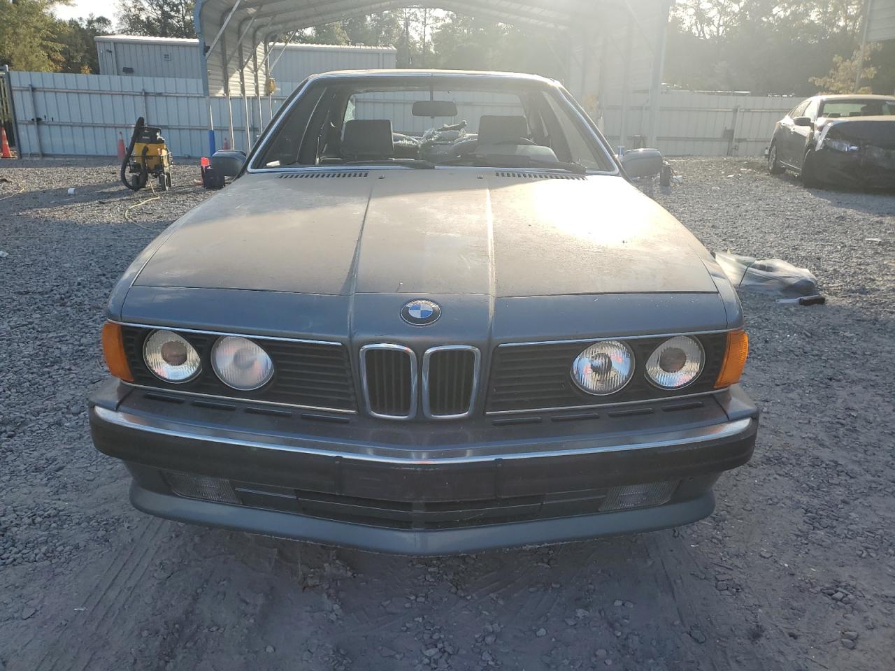 1988 BMW 6er VIN WBAEC8414J3266665 Copart auction photo, all over damage thumbnail 5