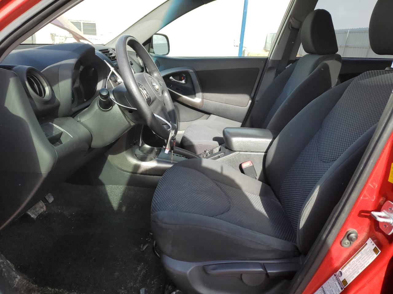 2011 Toyota RAV 4 VIN JTMRF4DV8B5038603 Copart auction photo, front end / side damage thumbnail 7