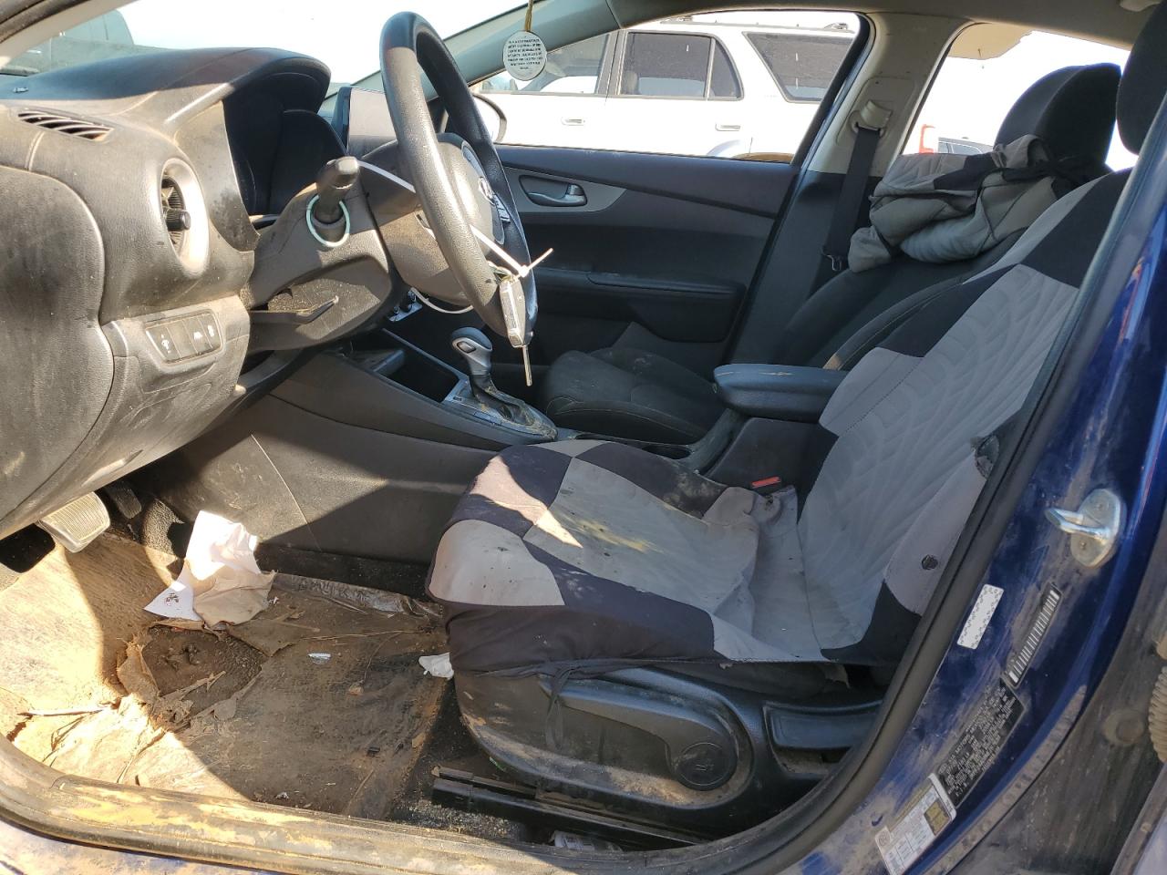 2021 KIA Forte VIN 3KPF24AD8ME267638 Copart auction photo, front end damage thumbnail 7