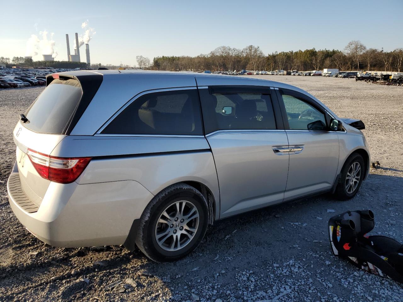 2013 Honda Odyssey VIN 5FNRL5H63DB056428 Copart auction photo, front end damage thumbnail 3