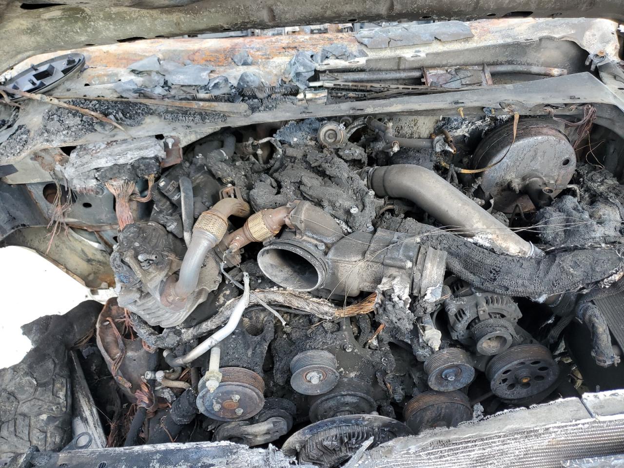 2011 Ford F250 VIN 1FT7W2ATXBEA18559 Copart auction photo, burn damage thumbnail 11