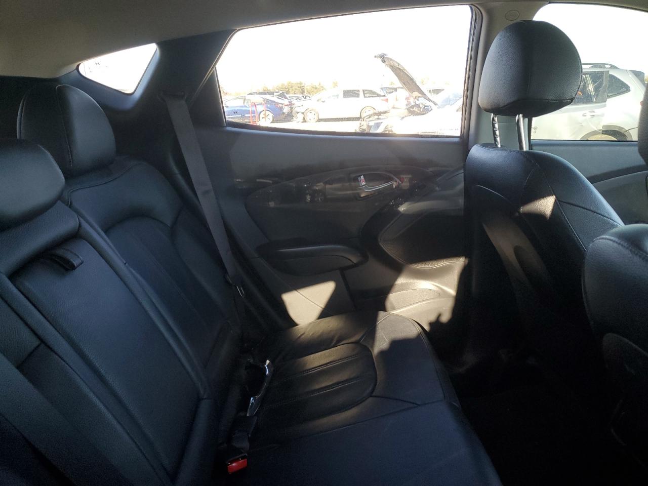 2014 Hyundai Tucson VIN KM8JUCAG5EU861546 Copart auction photo, all over / side damage thumbnail 11