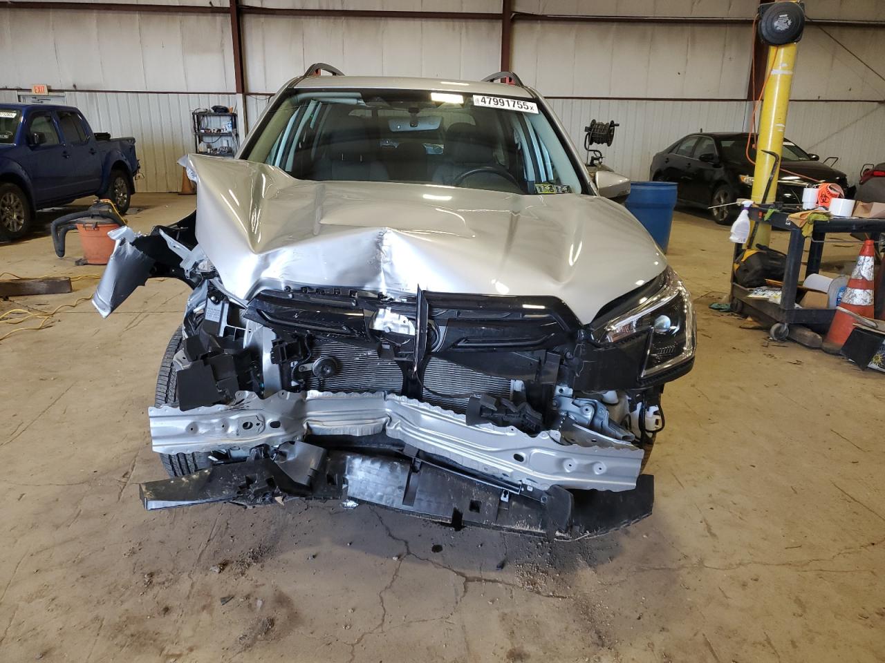2024 Subaru Forester VIN JF2SKAGC9RH404830 Copart auction photo, front end / side damage thumbnail 5