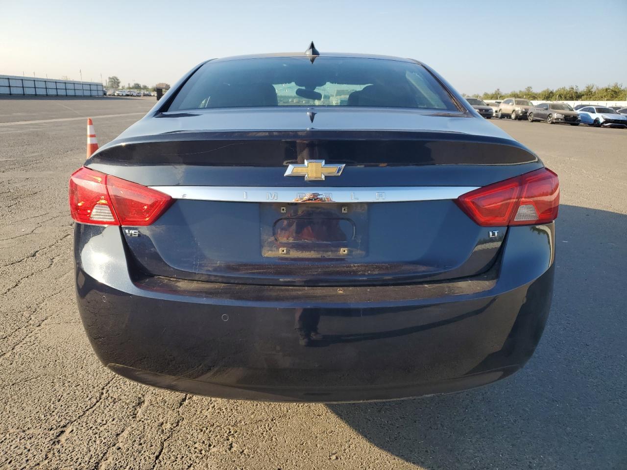 2017 Chevrolet Impala VIN 2G1105S3XH9191140 Copart auction photo, front end / side damage thumbnail 6