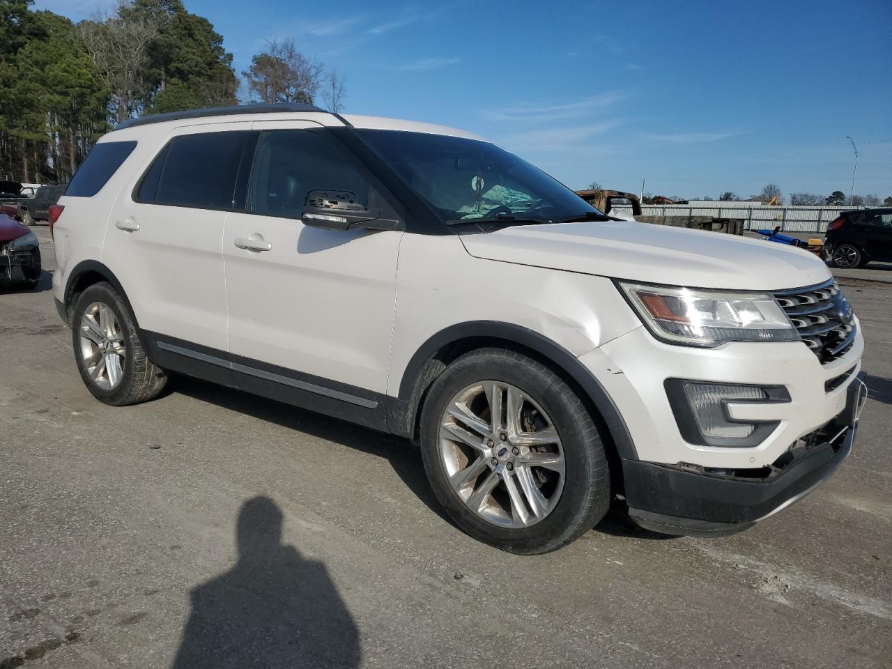 2017 Ford Explorer VIN 1FM5K7D86HGD53415 Copart auction photo, front end damage thumbnail 4