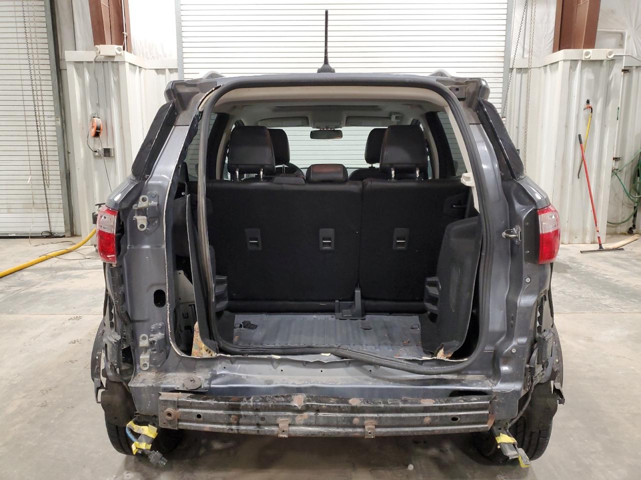 2018 Ford EcoSport VIN MAJ3P1VE0JC162543 Copart auction photo, rear end / minor dent/scratches damage thumbnail 6
