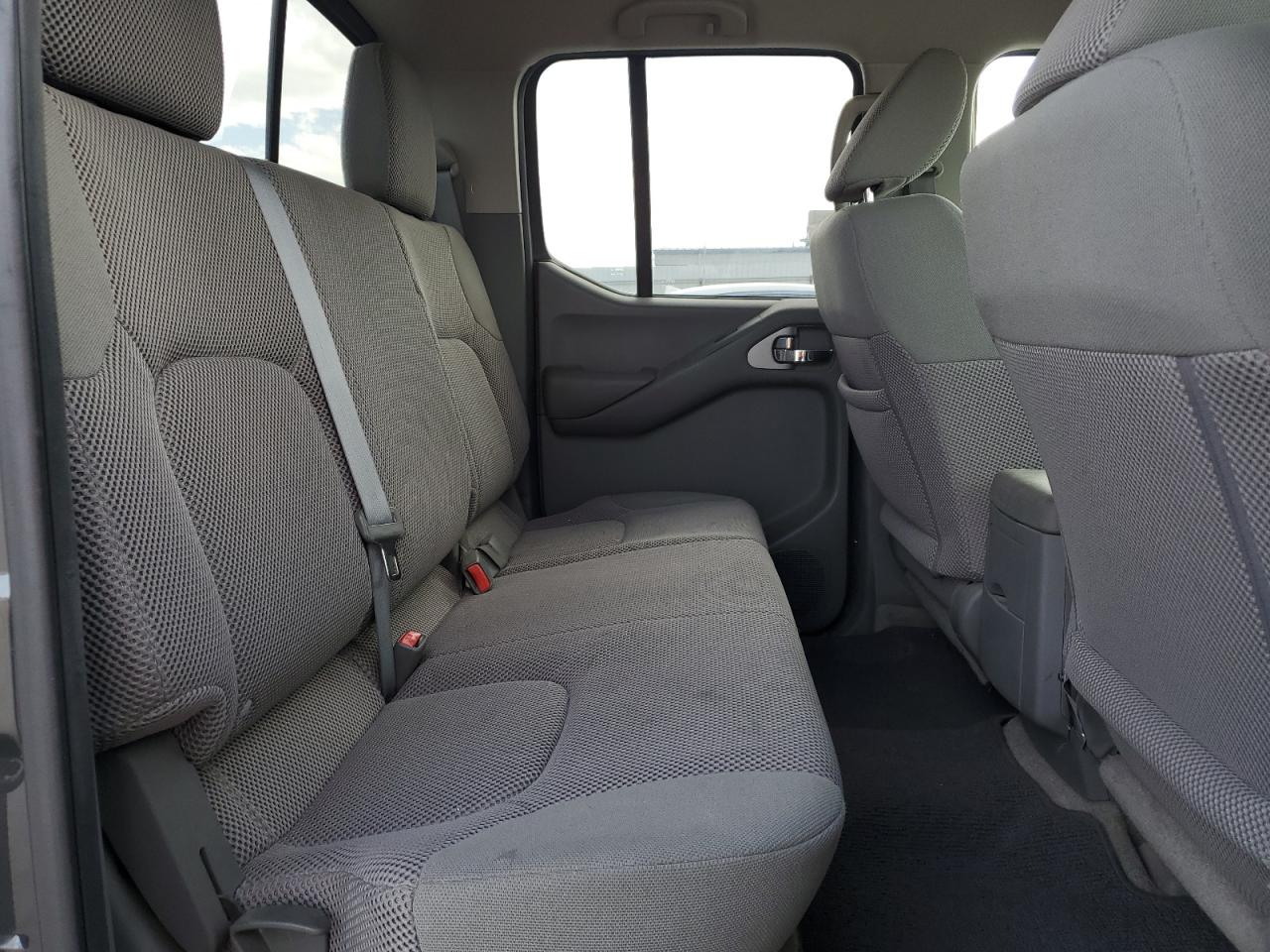 2015 Nissan Navara (Frontier) VIN 1N6AD0ER5FN755203 Copart auction photo, front end / side damage thumbnail 10