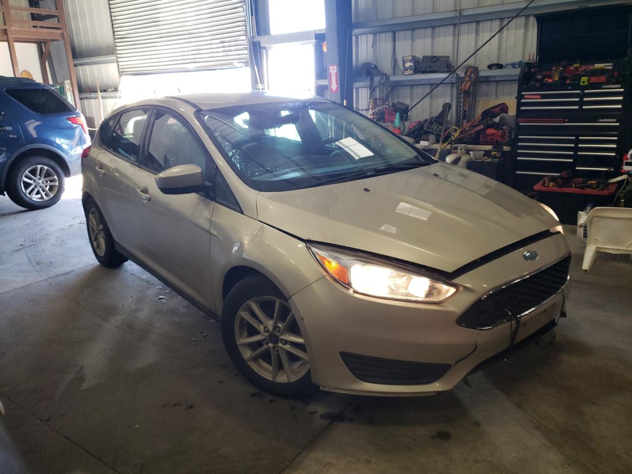 2018 Ford Focus VIN 1FADP3K2XJL205716 Copart auction photo, front end damage thumbnail 4