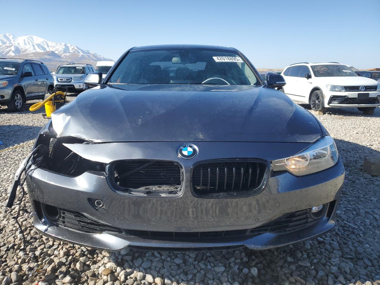 2015 BMW 3er VIN WBA3A5C55FF610915 Copart auction photo, front end damage thumbnail 5