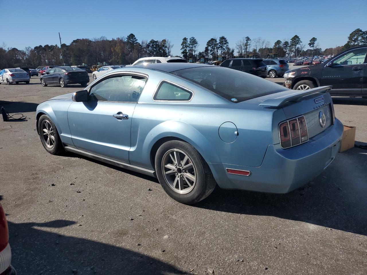 2005 Ford Mustang VIN 1ZVHT80NX55103292 Copart auction photo, front end / side damage thumbnail 2