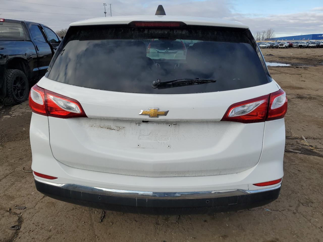 2019 Chevrolet Equinox VIN 3GNAXJEV7KS608563 Copart auction photo, side damage thumbnail 6