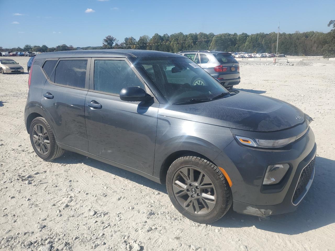 2021 KIA Soul VIN KNDJ23AU0M7795582 Copart auction photo, front end / side damage thumbnail 4