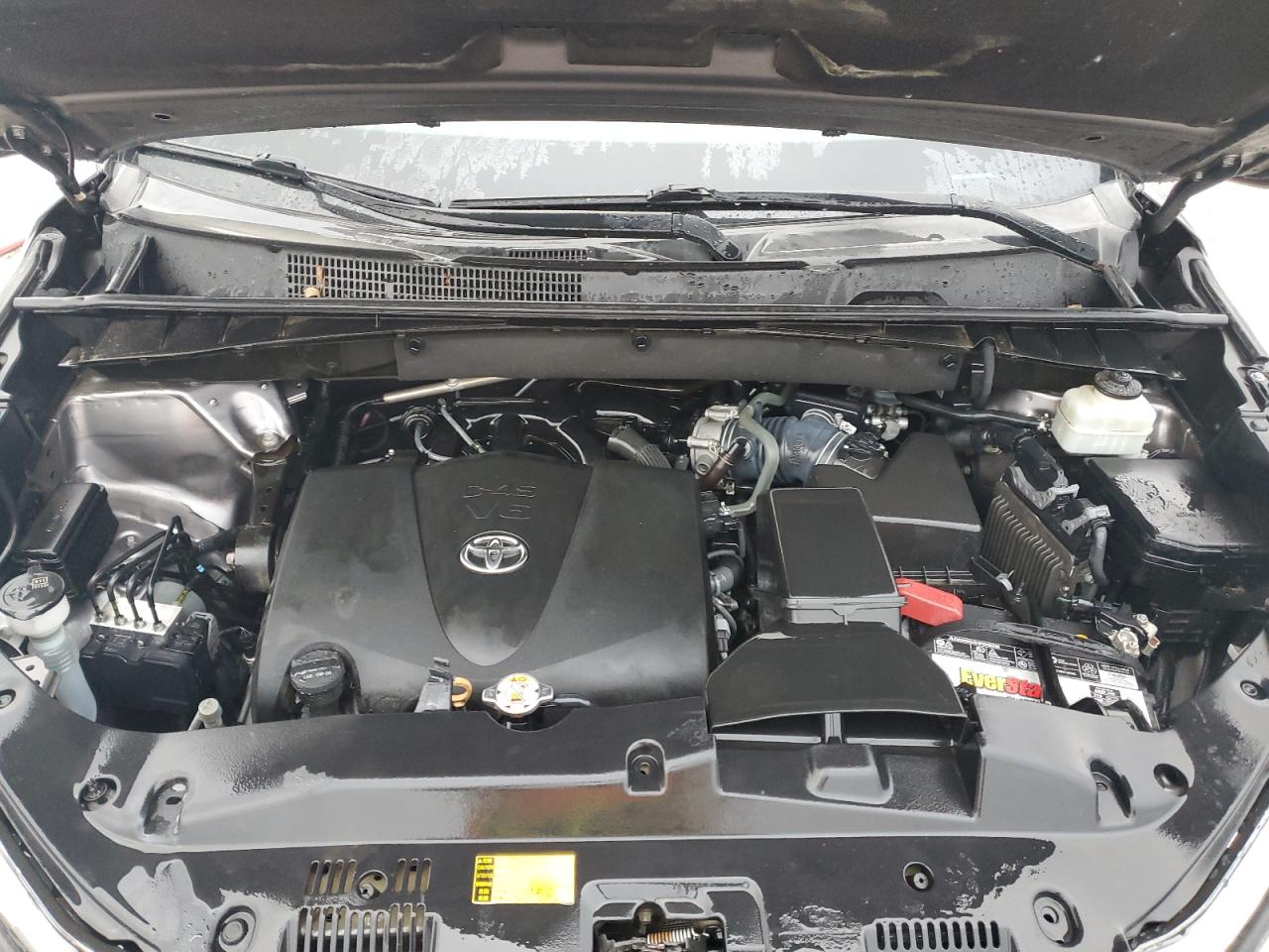 2018 Toyota Highlander VIN 5TDJZRFH6JS557103 Copart auction photo, front end damage thumbnail 12