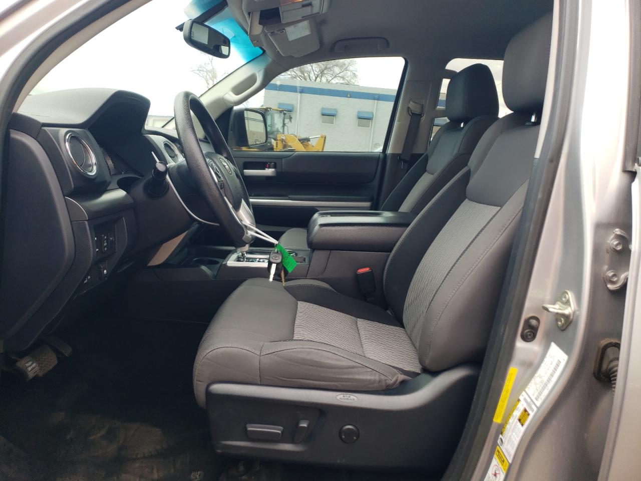 2017 Toyota Tundra VIN 5TFDW5F15HX604272 Copart auction photo, front end damage thumbnail 7