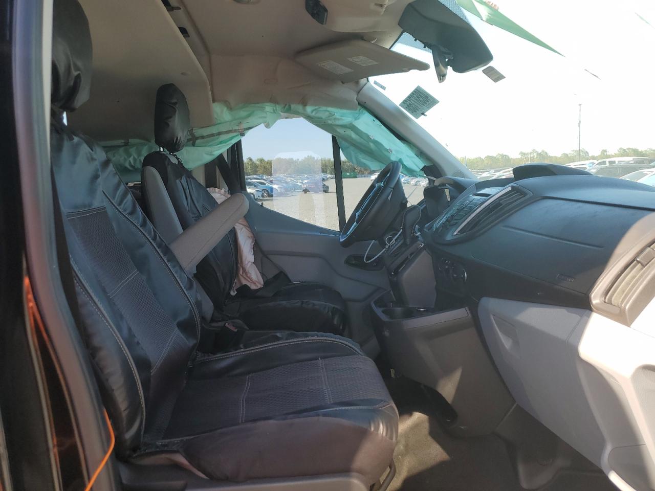 2016 Ford Transit VIN 1FBZX2ZMXGKB44601 Copart auction photo, side / front end damage thumbnail 7