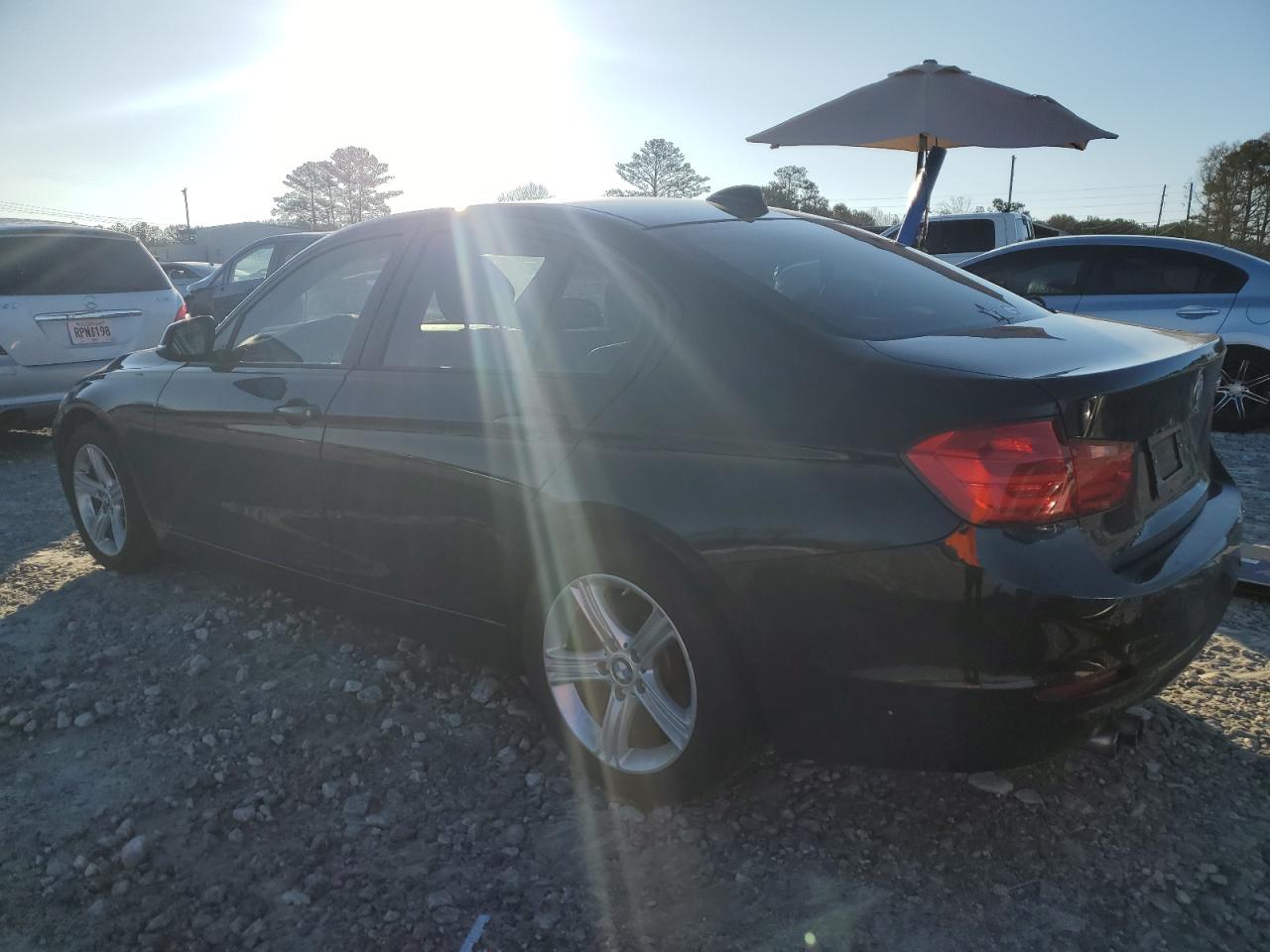 2013 BMW 3er VIN WBA3A5G5XDNP27046 Copart auction photo, minor dent/scratches damage thumbnail 2