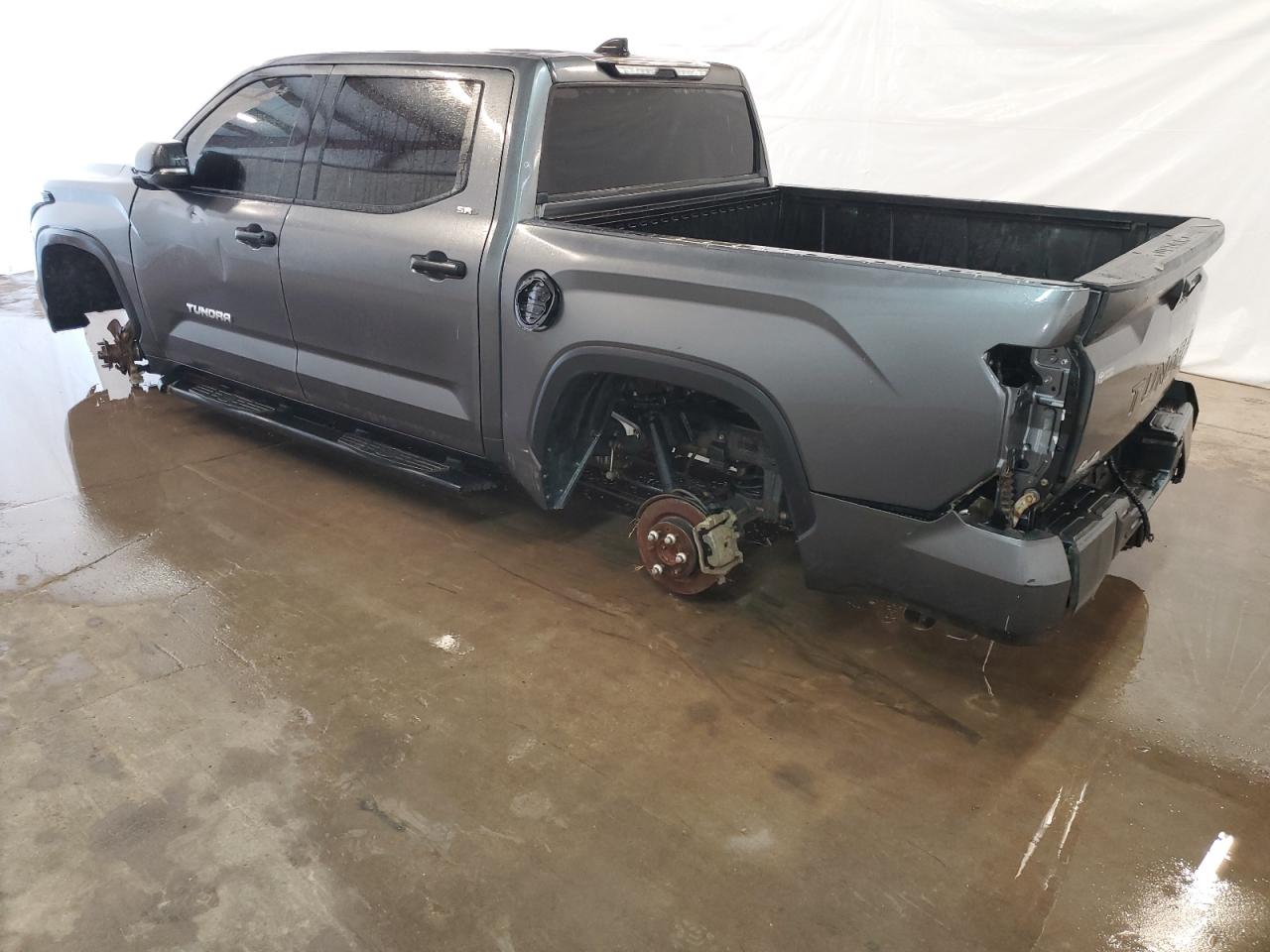 2022 Toyota Tundra VIN 5TFLA5DB5NX030659 Copart auction photo, all over / stripped damage thumbnail 2