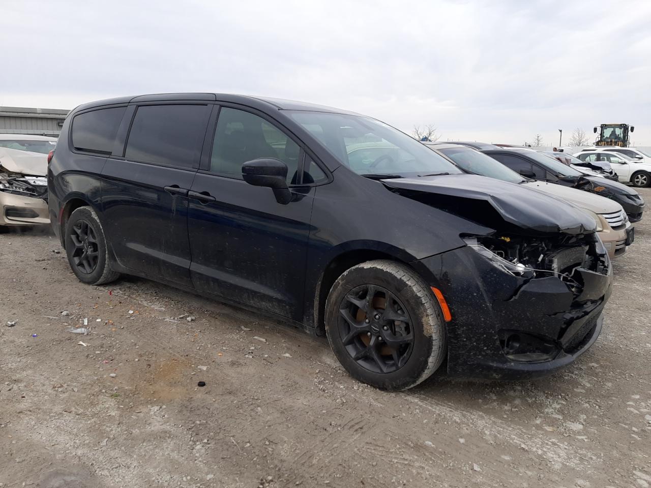 2019 Chrysler Pacifica VIN 2C4RC1FG8KR706179 Copart auction photo, front end / undercarriage damage thumbnail 4